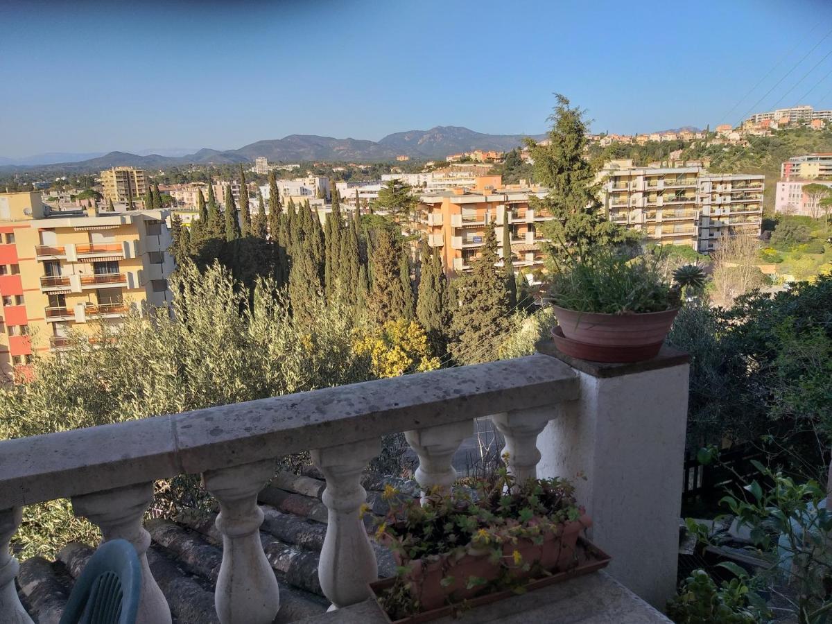 Joli Studio Saint-Raphaël Εξωτερικό φωτογραφία